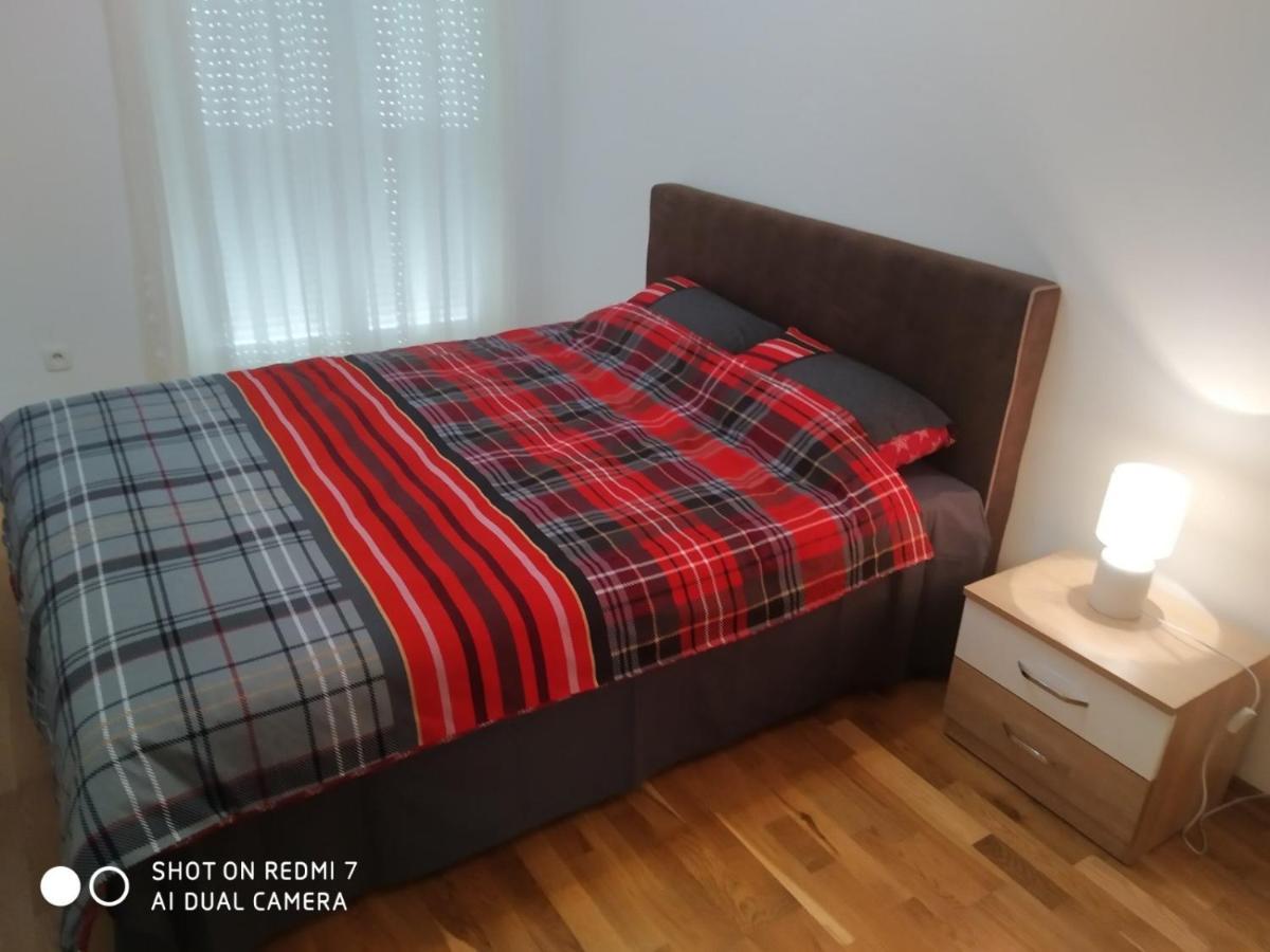 Renta Apartman Подгорица Экстерьер фото